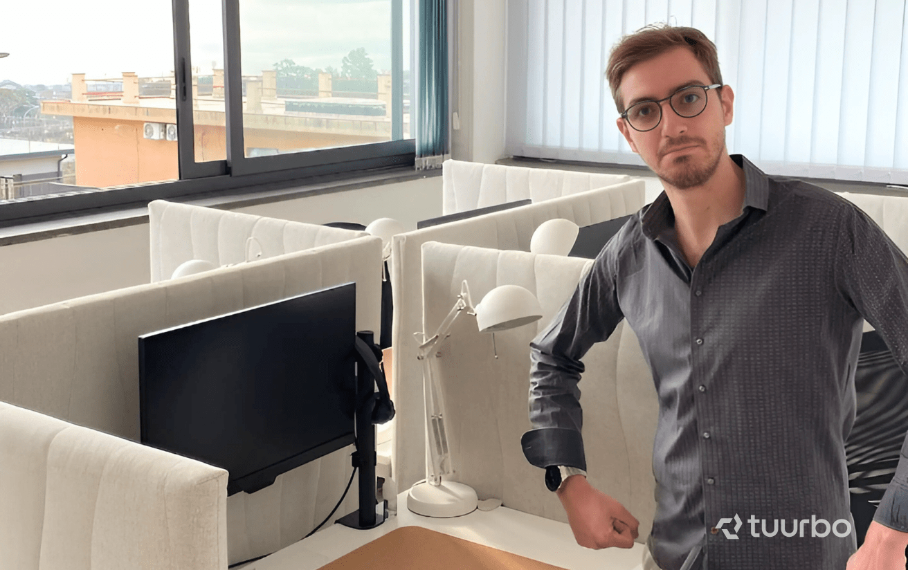 Tuurbo - sales room-min